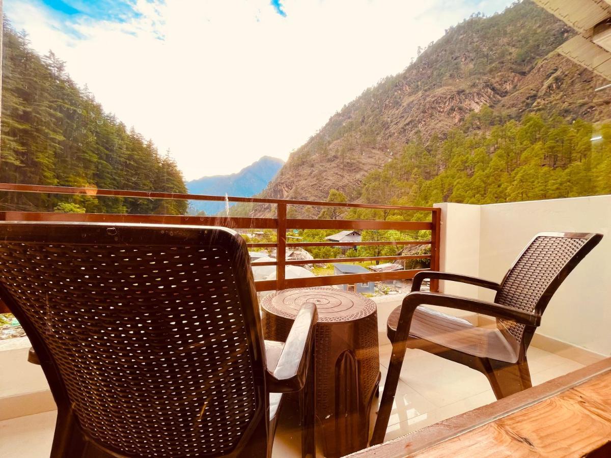 Hotel Winterline, Касоль Экстерьер фото